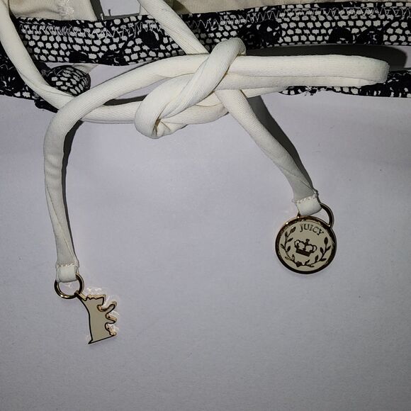 Juicy Couture Beach Royalty Bikini Top Cream and Black Triangle Size M - Picture 10 of 10